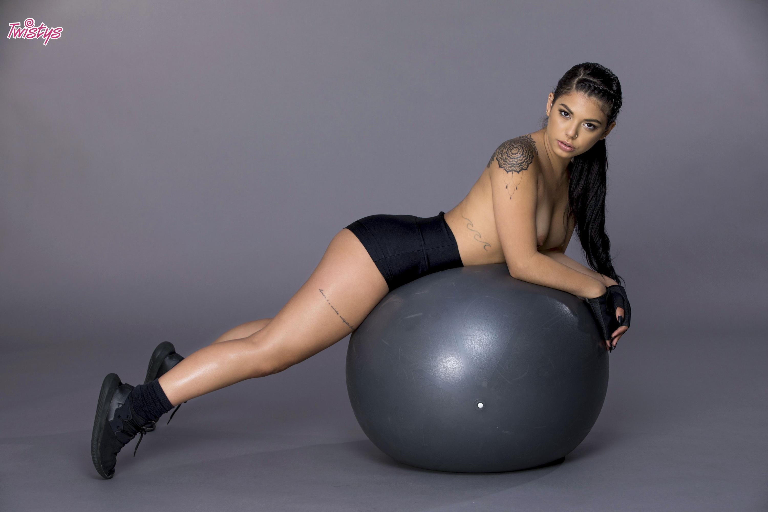 Twistys 'Booty Baller' starring Gina Valentina (Photo 16)